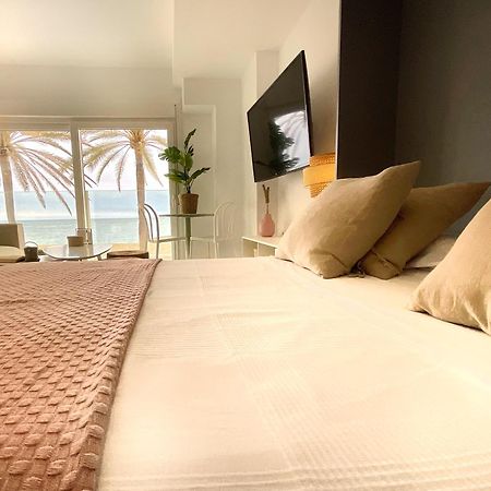 Cs7 Kaleria Suites Almería Eksteriør billede