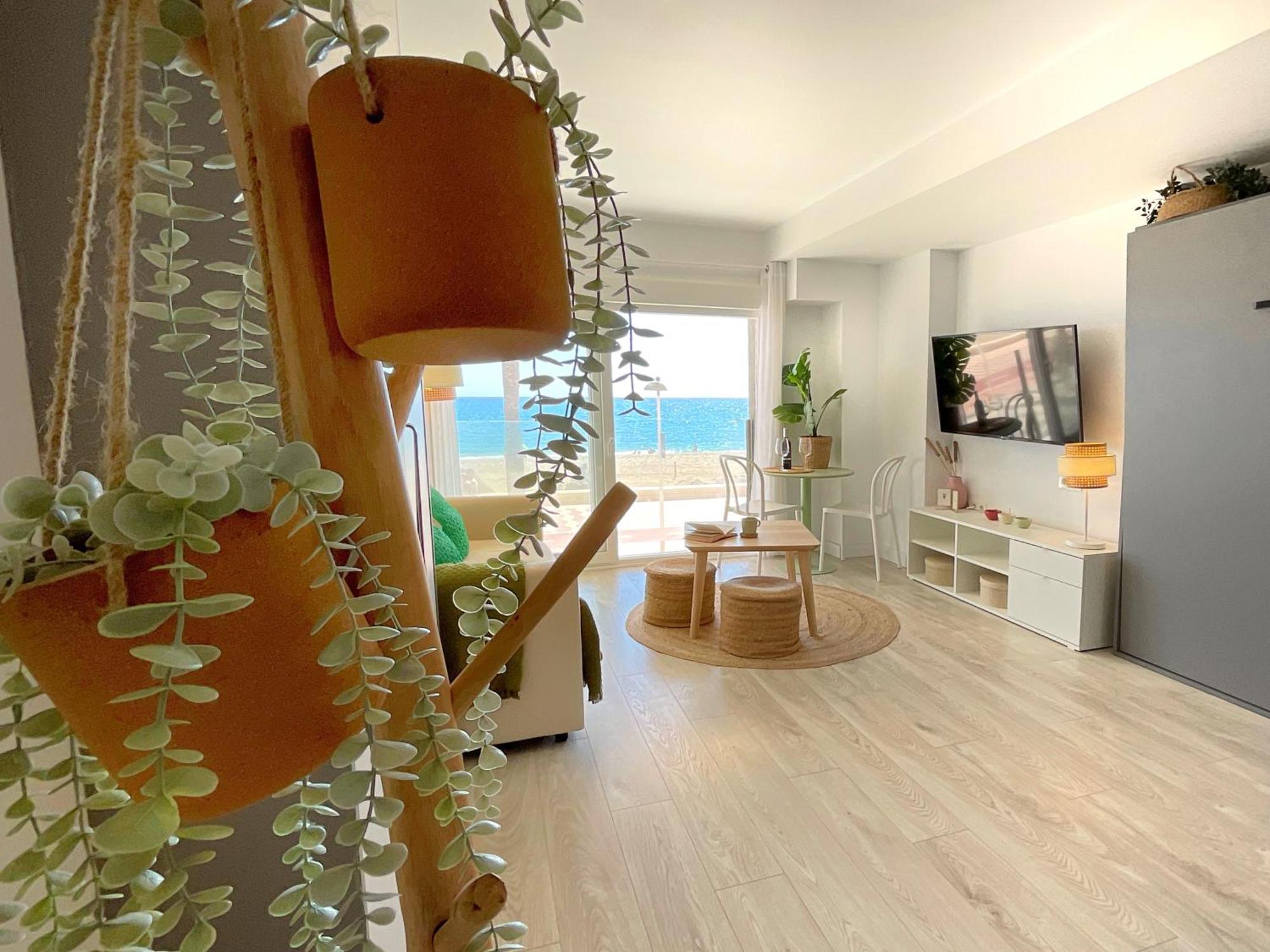 Cs7 Kaleria Suites Almería Eksteriør billede
